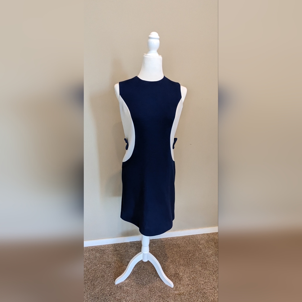 Vintage 60's Women's Mod Dress, Size 8